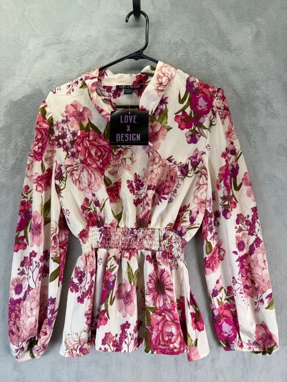 New Pink Floral Size Medium Top Smocked-Peplum Long Sleeve Blouse - Picture 1 of 7